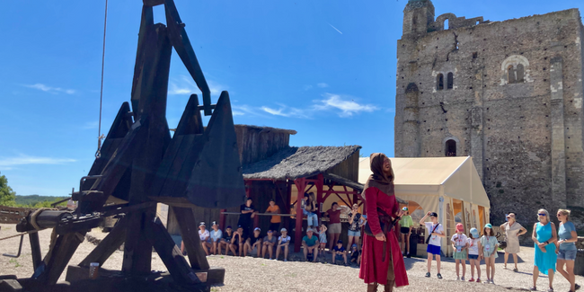 Vivez le moyen-âge en famille à la Forteresse de Montbazon, 10 min de Tours