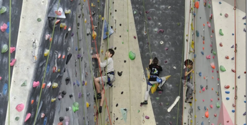 Touraine Escalade : une belle salle pour pratiquer l'escalade et se dépasser !