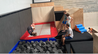 La West Coast Academy à Joué-lès-Tours, parkour ninja, trampoline... une activité géniale pour tous à Joué-lès-Tours